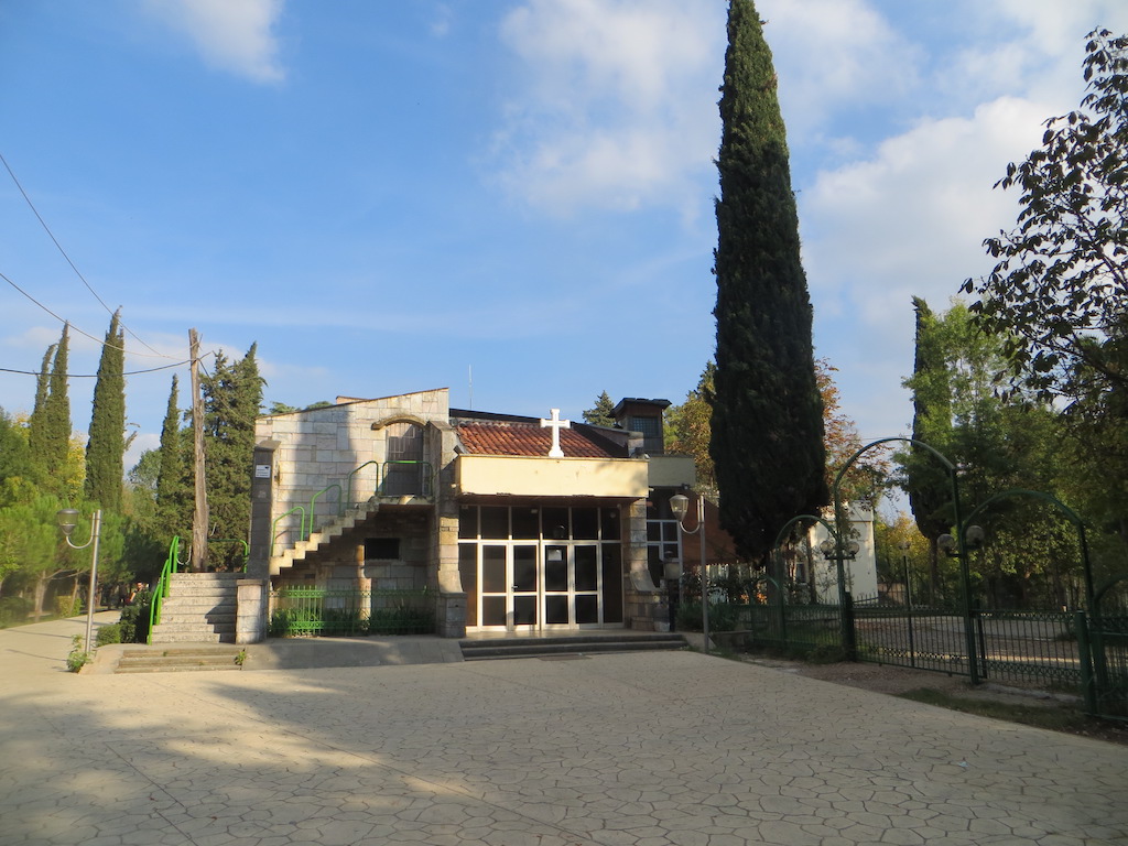 Prokopiuskerk (nu restaurant met een kruis erop)