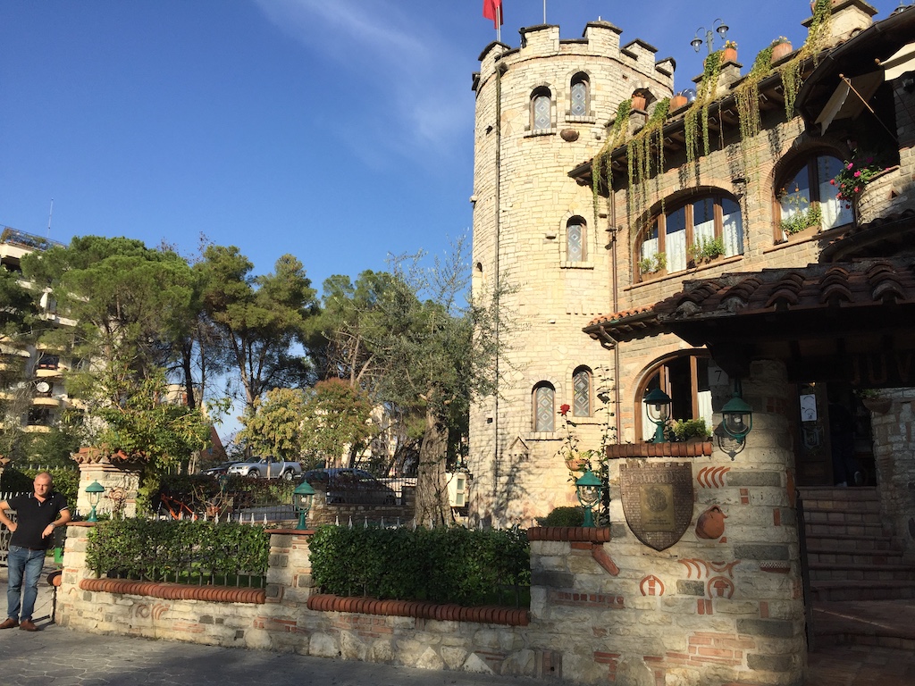 Restaurant Juvenilja in Tirana.