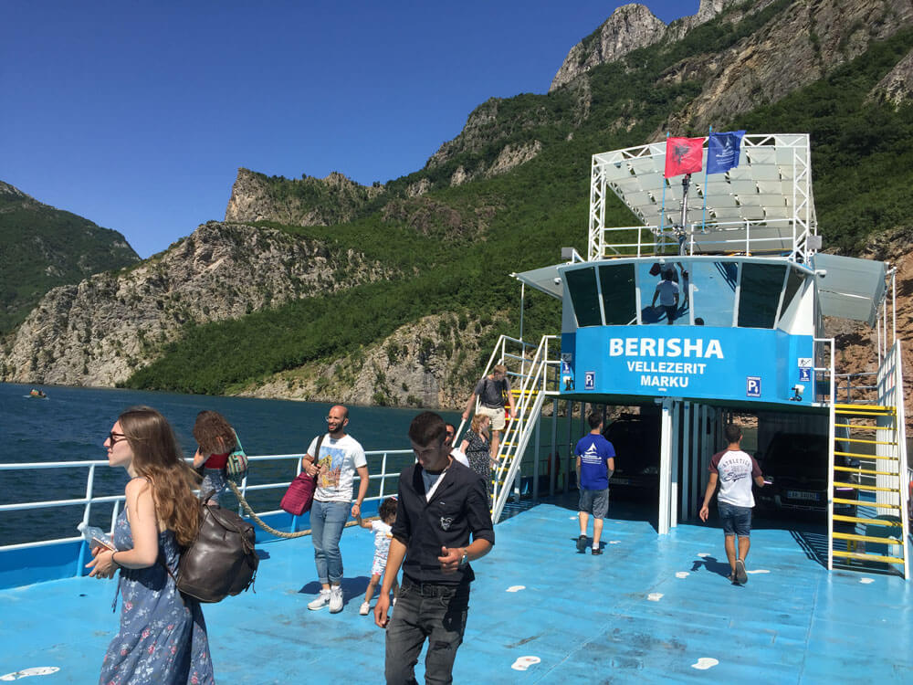 nieuw schip, ander type passagiers, Foto Gerda Mulder, 2019