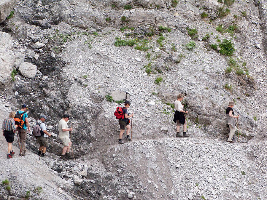 2011-Theth-Valbona-afdaling-naar-Valbona