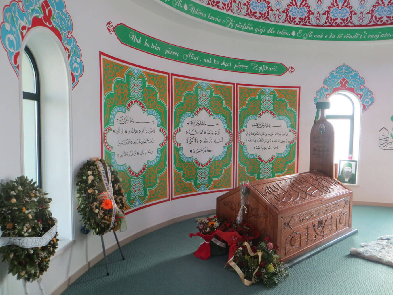 Versiering turbe bekstashi tirana
