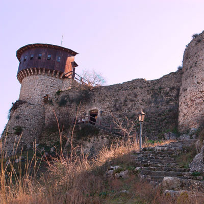 fort-petrela-400