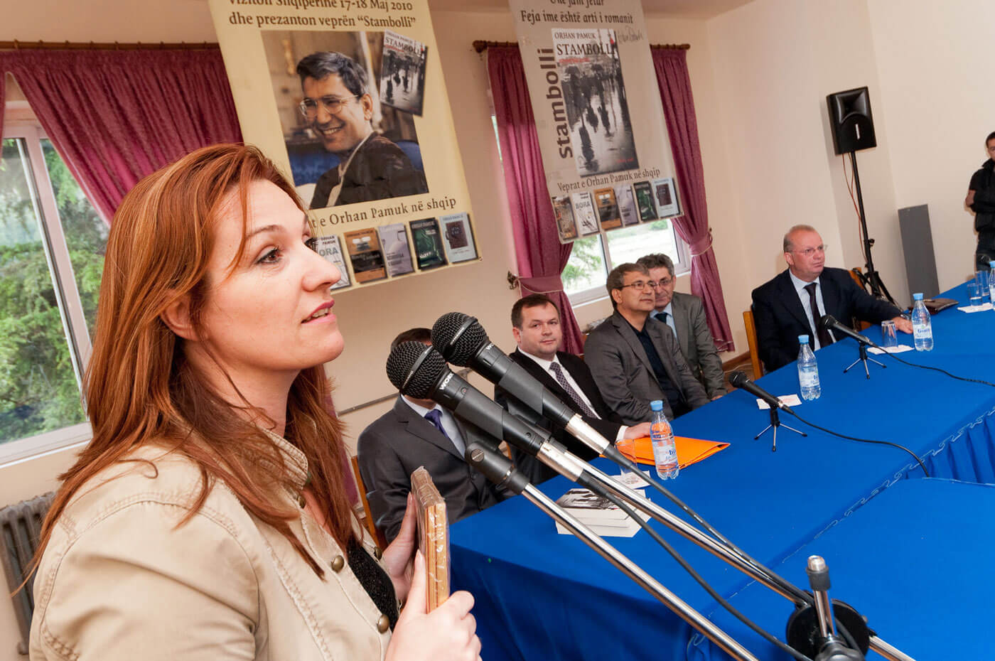 Flutura Açka toespraak aan Orhan Pamuk