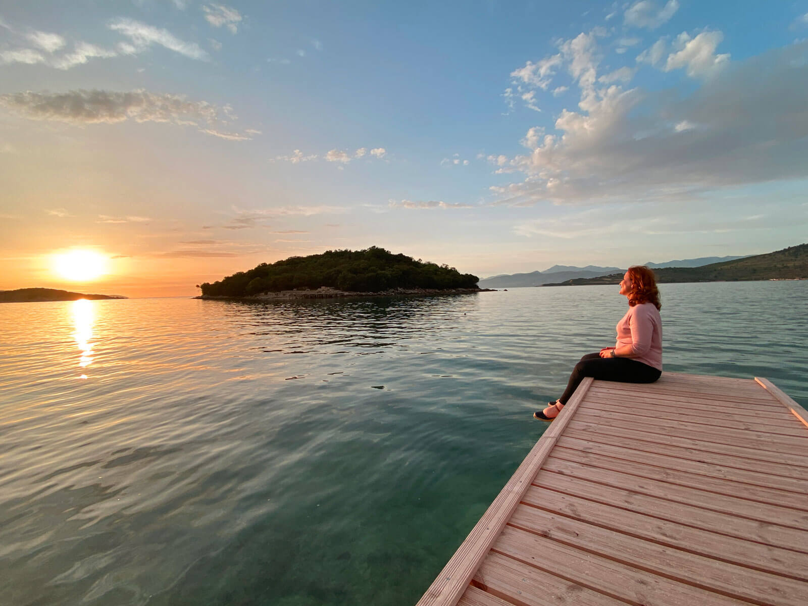 vakantie in Albanie, strand van ksamil, zonsondergang Albanië