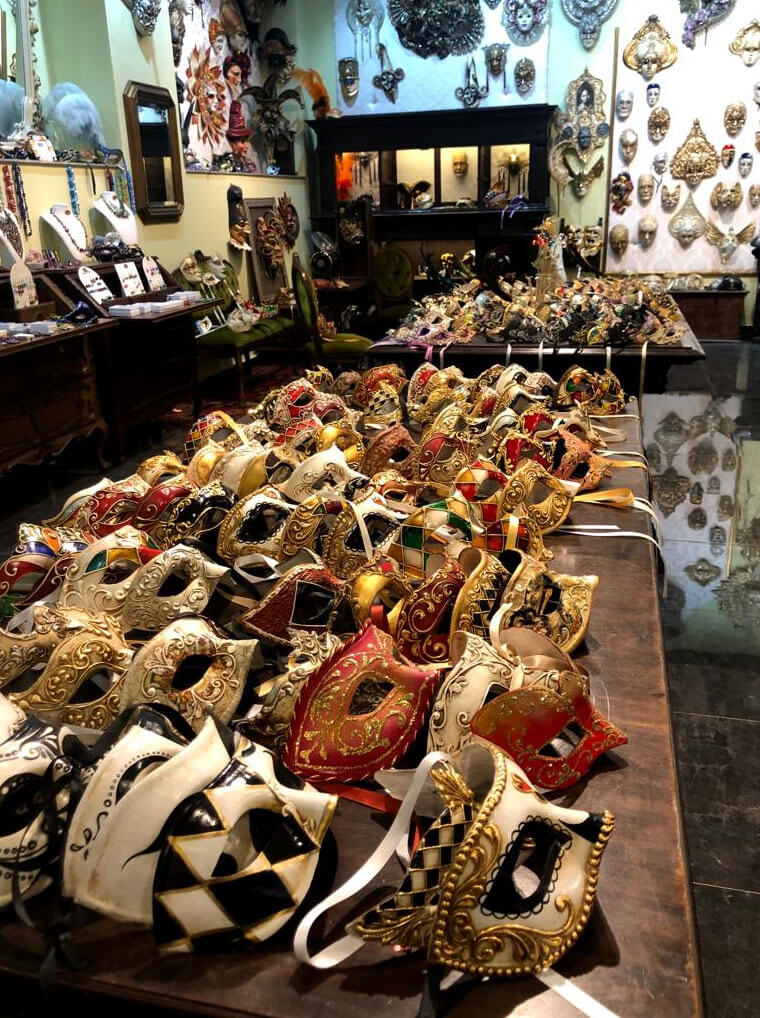 gebruiksmaskers-venice-art-shkodra venetiaans maskers