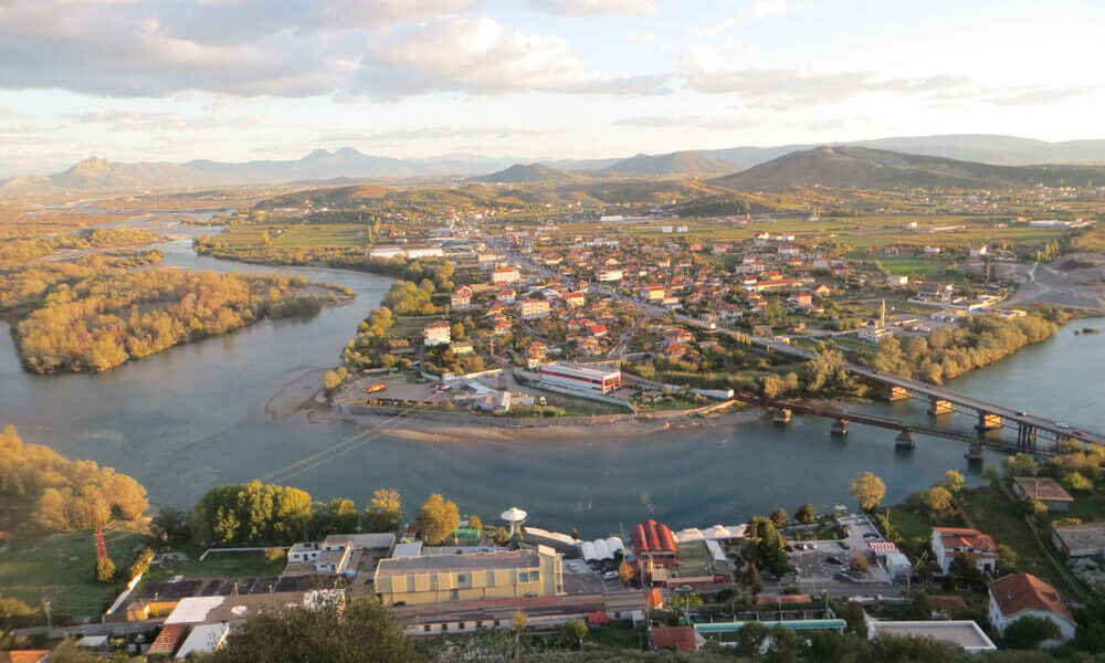 uitzicht-vanuit-het-fort-van-Shkodra-GM