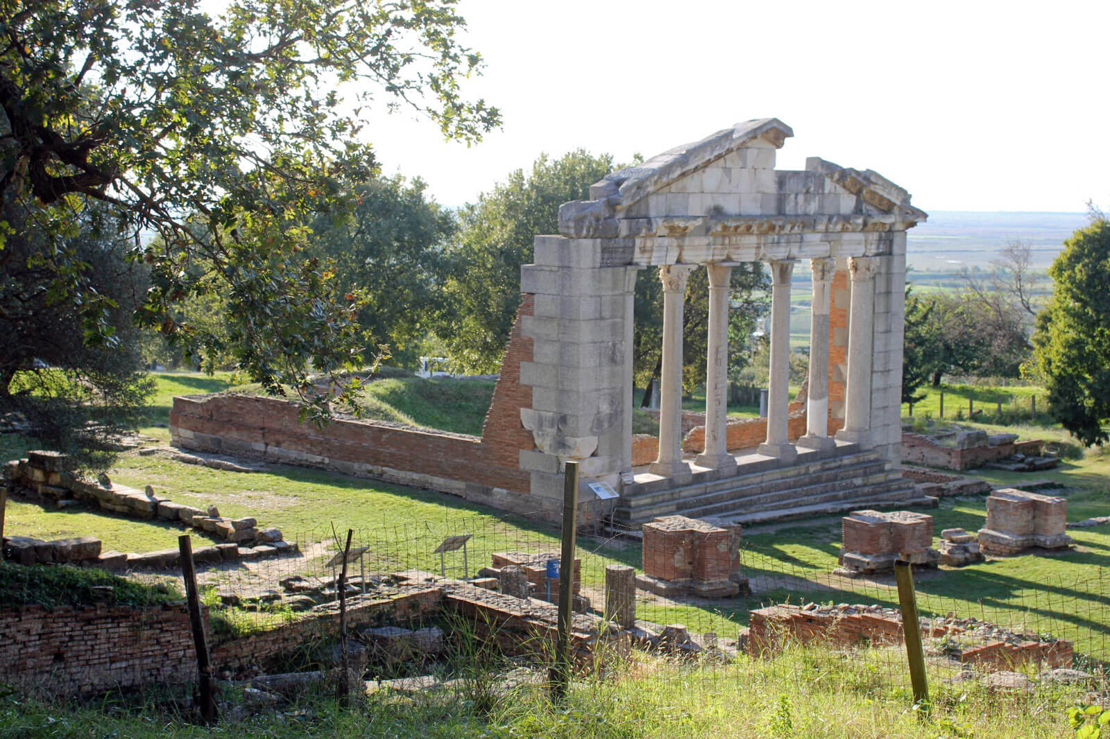 apollonia-fier-albanie-apollo-tempel-2