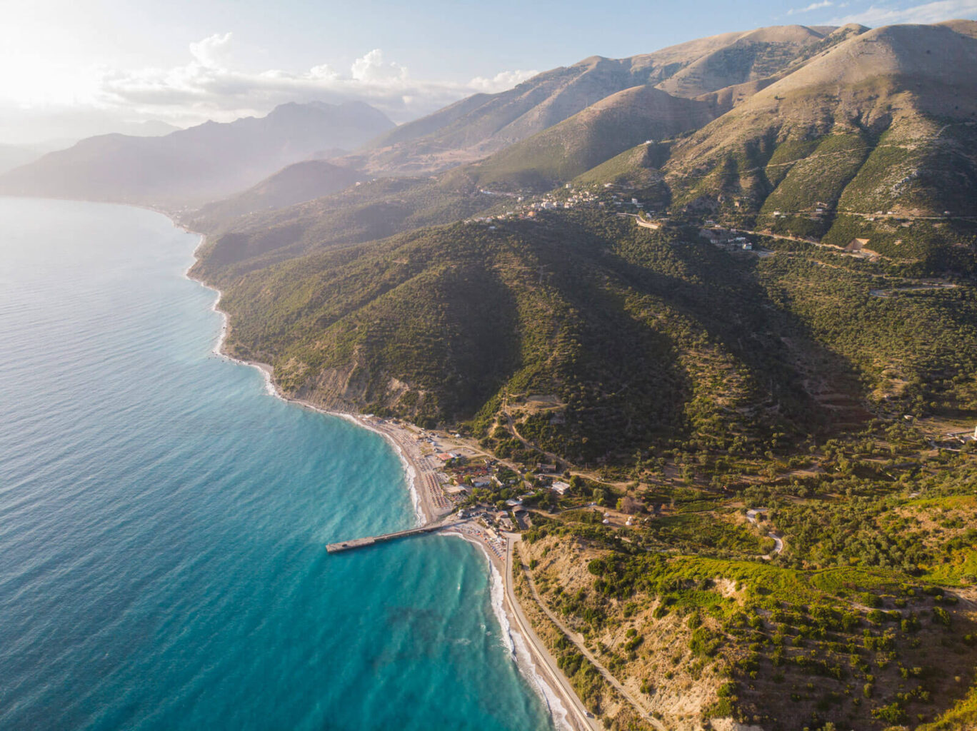 Piqeras dorp en strand zuid albanie