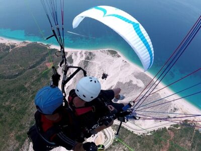 Paraglijden albanie adrenaline