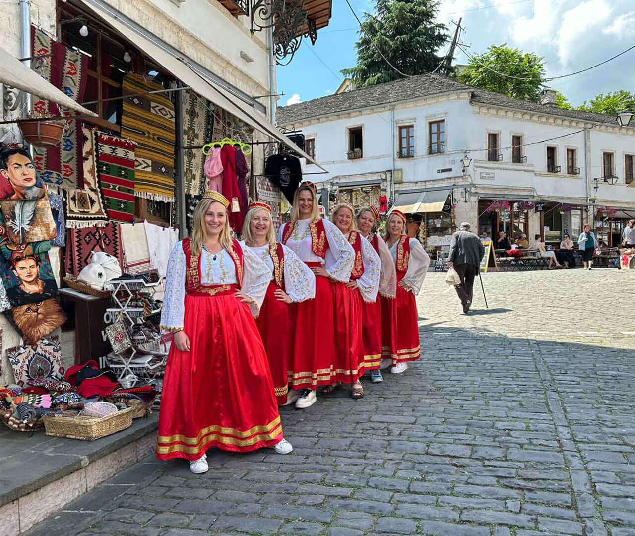 Albanese-kostuum-gjirokater