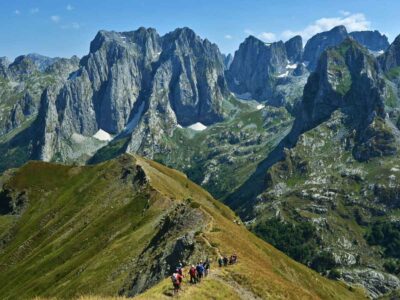 Uitzicht-Karanfila-en-Taljanka-peak Uitzicht-Karanfila-en-Taljanka-peak