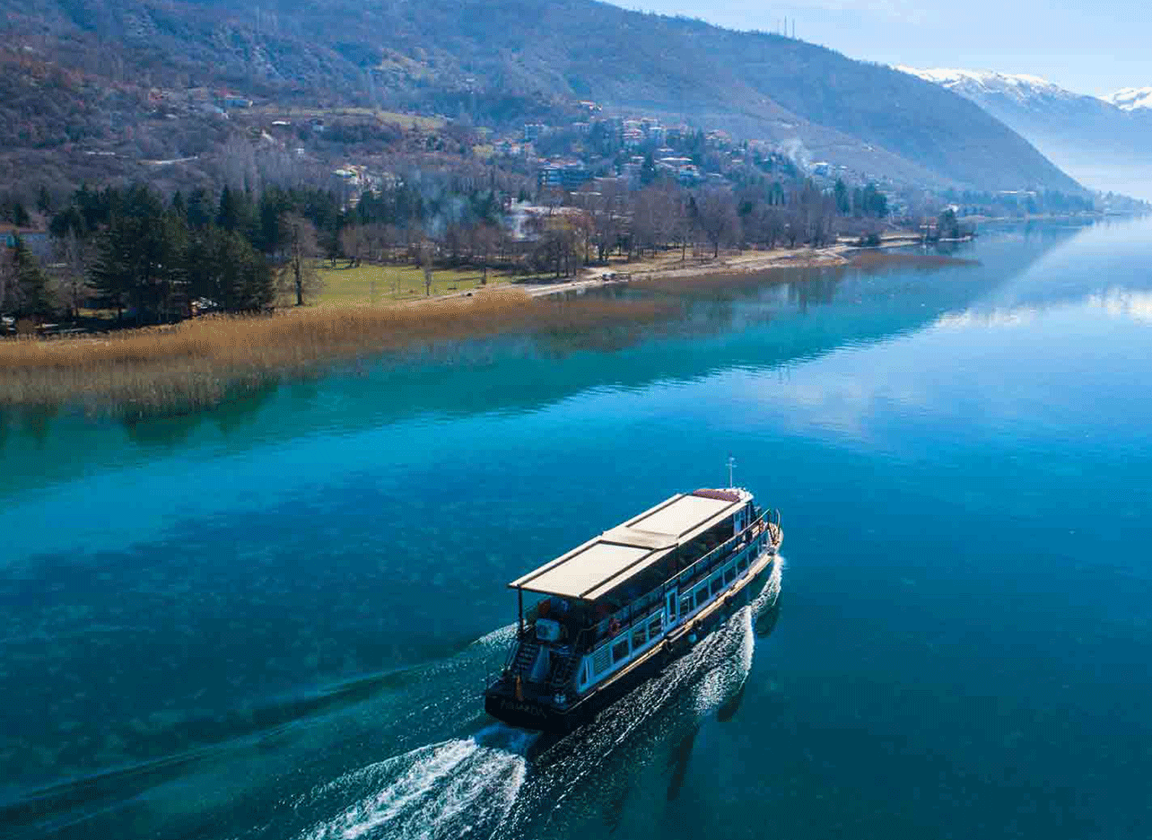 Boottocht door de rustige en heldere wateren van Ohrid.